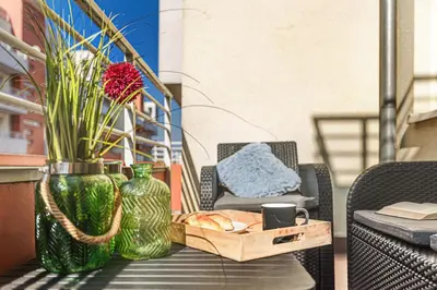Część wypoczynkowa w obiekcie Apartament z Jacuzzi Parking Balkon 2 sypialnie
