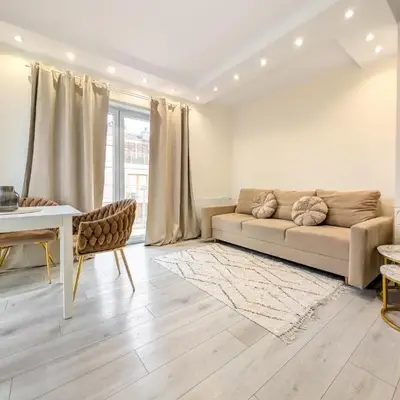 Kościańska Cosy Apartment by BookingHost