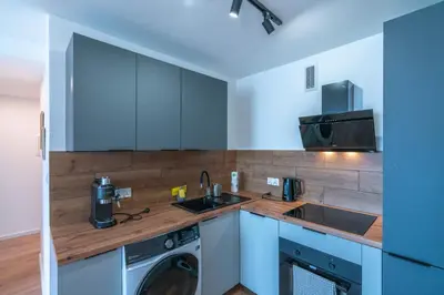 Kuchnia lub aneks kuchenny w obiekcie Verde Apartment SelfCheck-in 24h