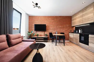Kuchnia lub aneks kuchenny w obiekcie ApartHouse Piwna 14