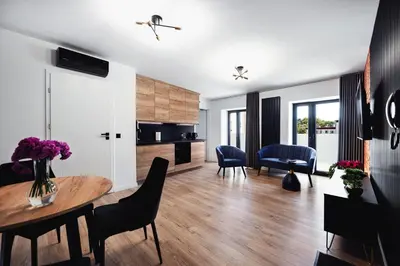 Telewizja i/lub zestaw kina domowego w obiekcie ApartHouse Piwna 14