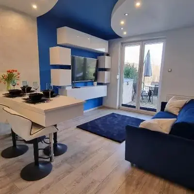 BLUE APARTMENT