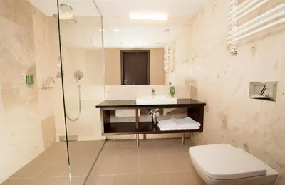 Łazienka w obiekcie Hotel DeSilva Premium Opole