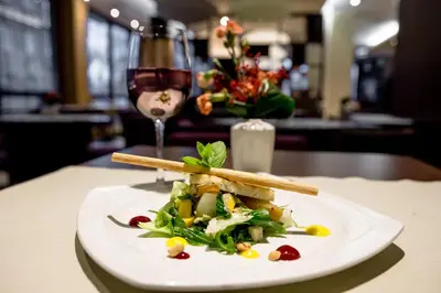 Jedzenie w hotelu lub w pobliżu