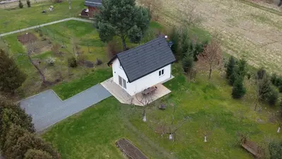 Budynek, w którym mieści się dom wakacyjny
