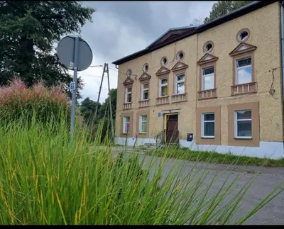 Budynek, w którym mieści się apartament