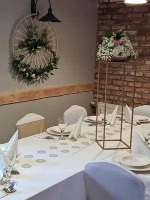 Restauracja lub miejsce do jedzenia w obiekcie Villa Fortuna