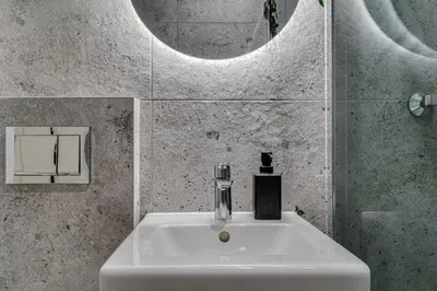 Łazienka w obiekcie COMFISTAY Armii krajowej 16B - Near Central Station and Free parking
