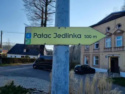 Certyfikat, podpis lub inny dokument wystawiony w obiekcie APARTAMENT JEDLINKA B