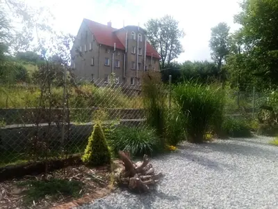 Ogród w obiekcie Dom nad rzeką