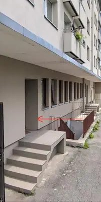 Budynek, w którym mieści się apartament