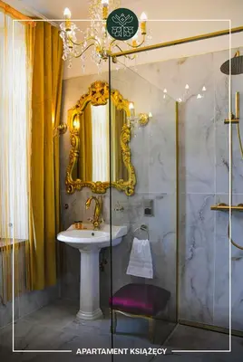 Łazienka w obiekcie Apartamenty przy Zamkowej w Wałbrzychu