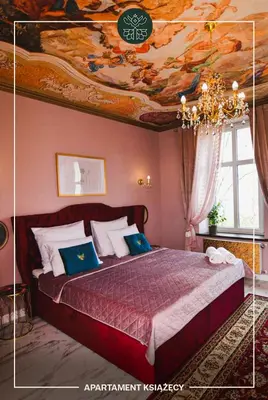 Łóżko lub łóżka w pokoju w obiekcie Apartamenty przy Zamkowej w Wałbrzychu