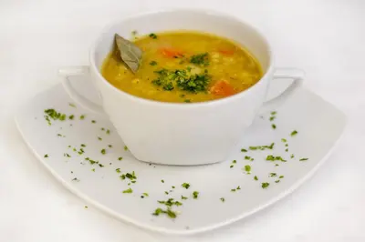 Jedzenie w pensjonacie lub w pobliżu