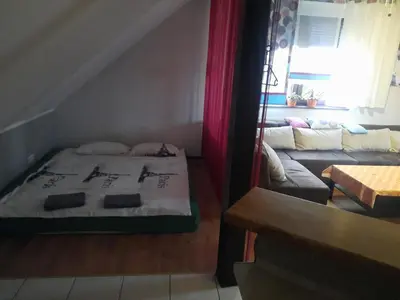 Łóżko lub łóżka w pokoju w obiekcie Pokoje u ANI M