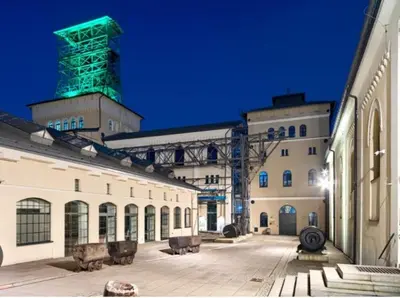 Budynek, w którym mieści się apartament