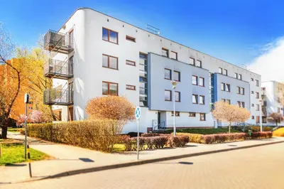 Budynek, w którym mieści się apartament