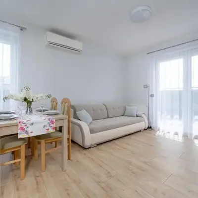 Beautiful Apartment with a Spacious Balcony in Wrocław by Noclegi Renters