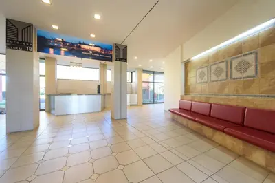 Kuchnia lub aneks kuchenny w obiekcie Podróżniczy apartament od dziedzińca, parking, Rynek 700 m