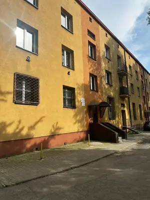 Budynek, w którym mieści się apartament