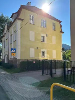 Budynek, w którym mieści się pensjonat