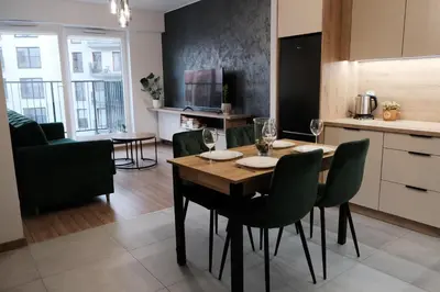 Kuchnia lub aneks kuchenny w obiekcie SpaceMore Apartments, Dmowskiego - 20 minut do RYNKU, Self Check-In 24H, Parking, City bikes