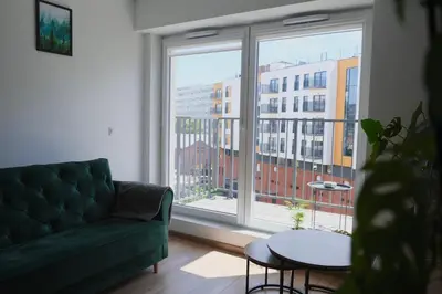 Część wypoczynkowa w obiekcie SpaceMore Apartments, Dmowskiego - 20 minut do RYNKU, Self Check-In 24H, Parking, City bikes