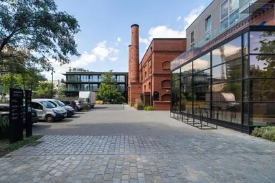 Budynek, w którym mieści się apartament