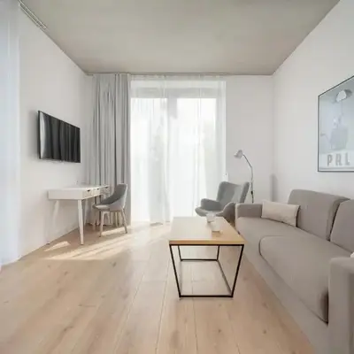 Beautiful White - Beige Apartments in Wrocław by Noclegi Renters