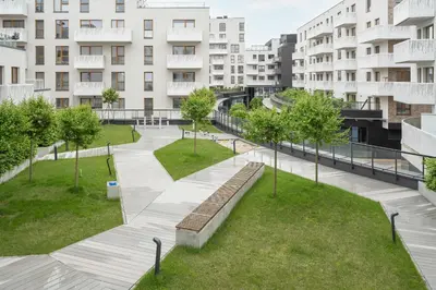 Budynek, w którym mieści się apartament