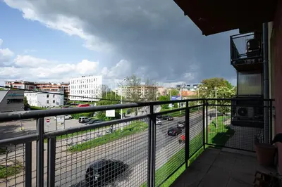 Balkon lub taras w obiekcie Wrocław Apartment - Balcony, Park and Tram nearby - by Rentujemy