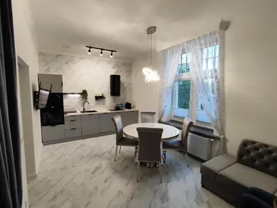 Kuchnia lub aneks kuchenny w obiekcie Apartament Jak w banku