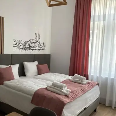 Aviendo Old Town Apartments