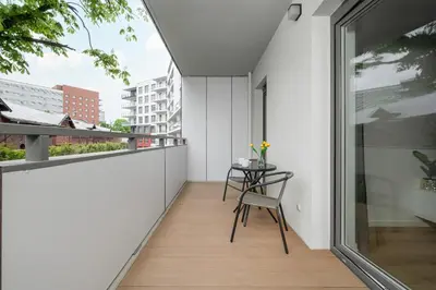 Balkon lub taras w obiekcie Mieszczańska Modern Apartment with Balcony & Free Parking Wrocław by Noclegi Renters