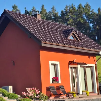 Budynek, w którym mieści się willa