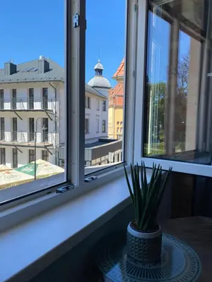 Basen w obiekcie Apartament La Petite lub w pobliżu