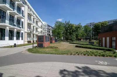 Budynek, w którym mieści się apartament