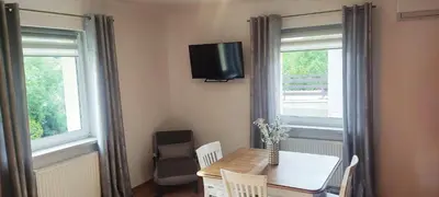 Telewizja i/lub zestaw kina domowego w obiekcie Apartament na Pilczycach
