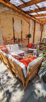 Część wypoczynkowa w obiekcie Glamping Tajemniczy Ogród