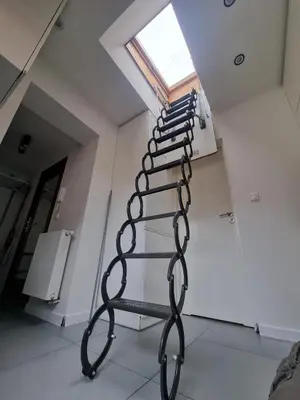 Plan piętra w obiekcie Roof Apartment