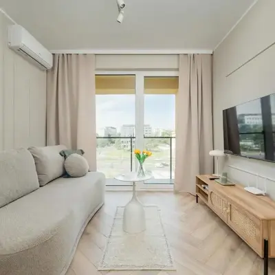 Modern Apartment with Parking and Air-Conditioning in Wrocław by Noclegi Renters