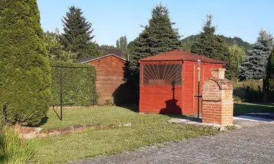 Ogród w obiekcie Apartament nad Włodzicą