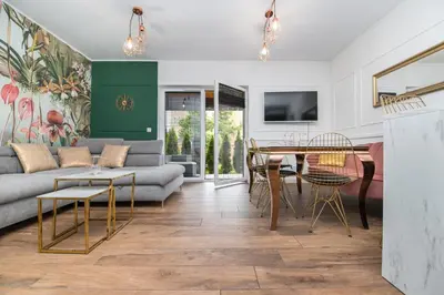 Telewizja i/lub zestaw kina domowego w obiekcie Apartament Glivia 66B