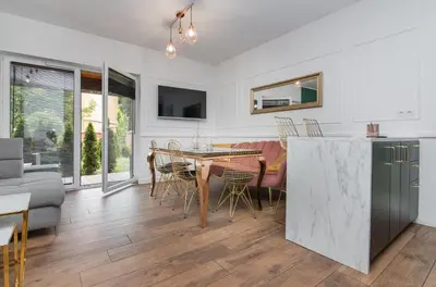 Kuchnia lub aneks kuchenny w obiekcie Apartament Glivia 66B