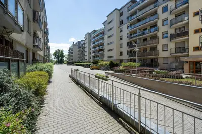 Budynek, w którym mieści się apartament