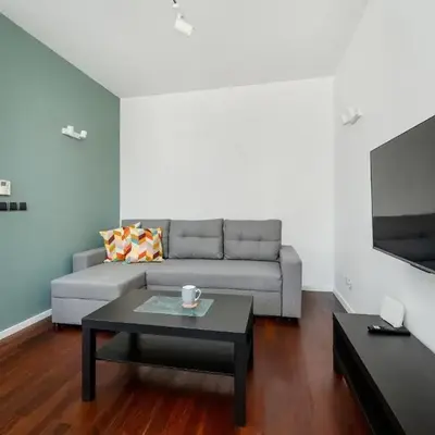 Przytulny Apartament z Parkingiem Partynice we Wrocławiu by Noclegi Renters
