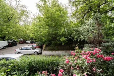 Ogród w obiekcie RentPlanet - Apartament Grabiszyńska