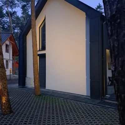 Budynek, w którym mieści się apartament