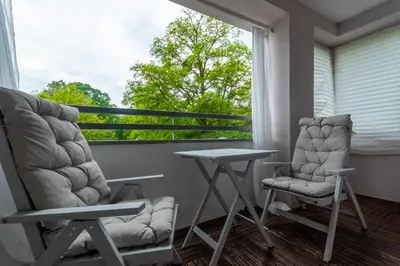 Część wypoczynkowa w obiekcie Park Szczytnicki 2-Bedroom Apartment by BookingHost