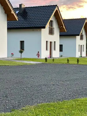 Budynek, w którym mieści się willa
